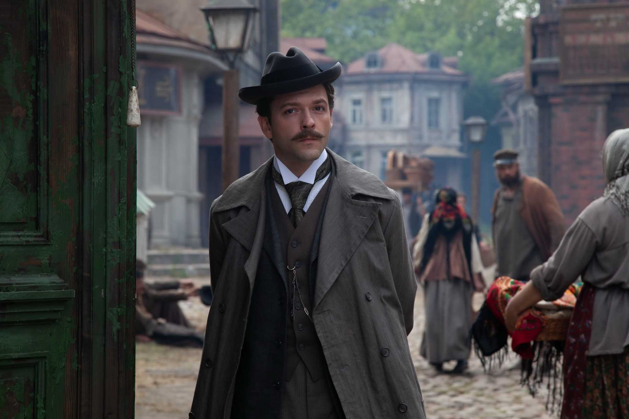 Топ-20 лучших сериалов ноября 2021: премьеры - cadelta.ru