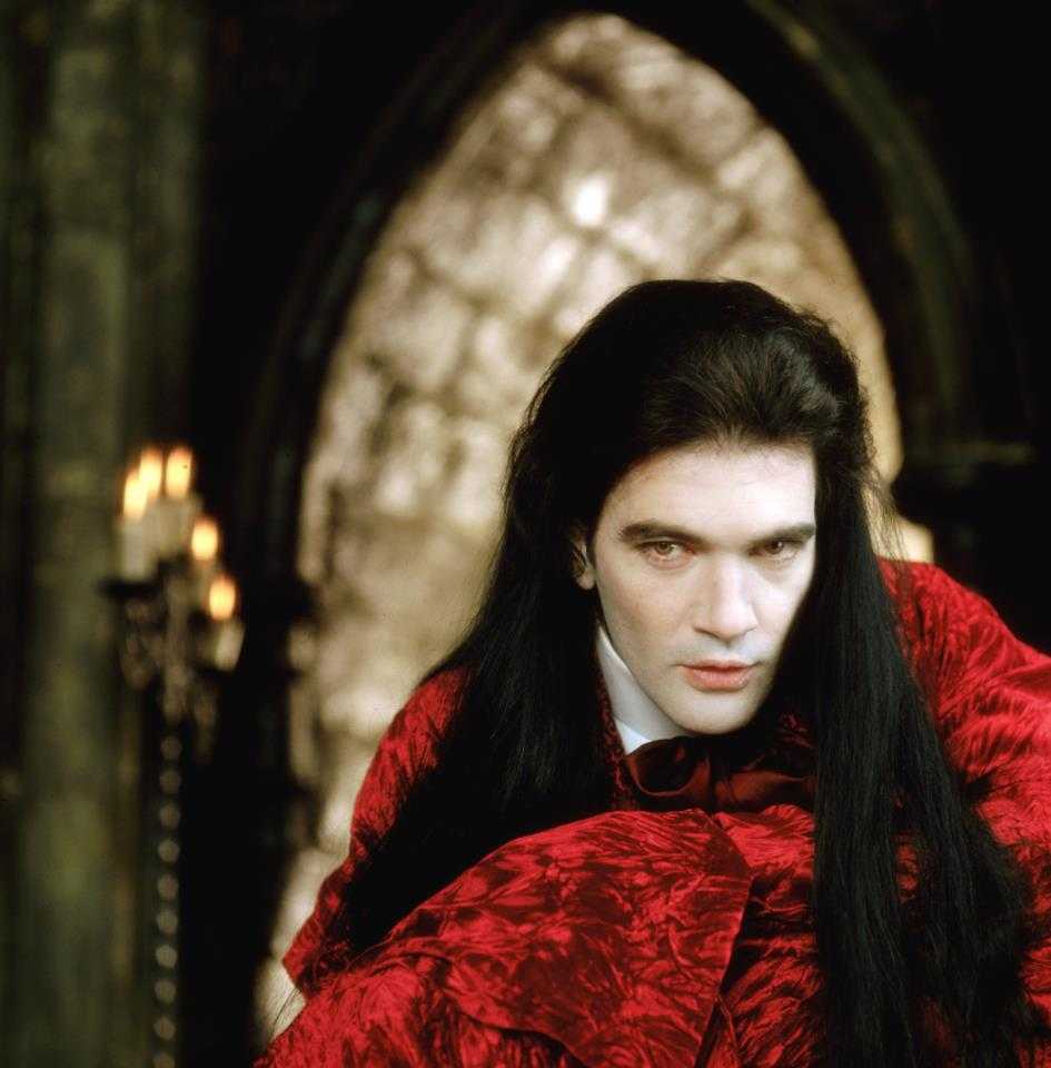 Топ 10 лучших фильмов про вампиров