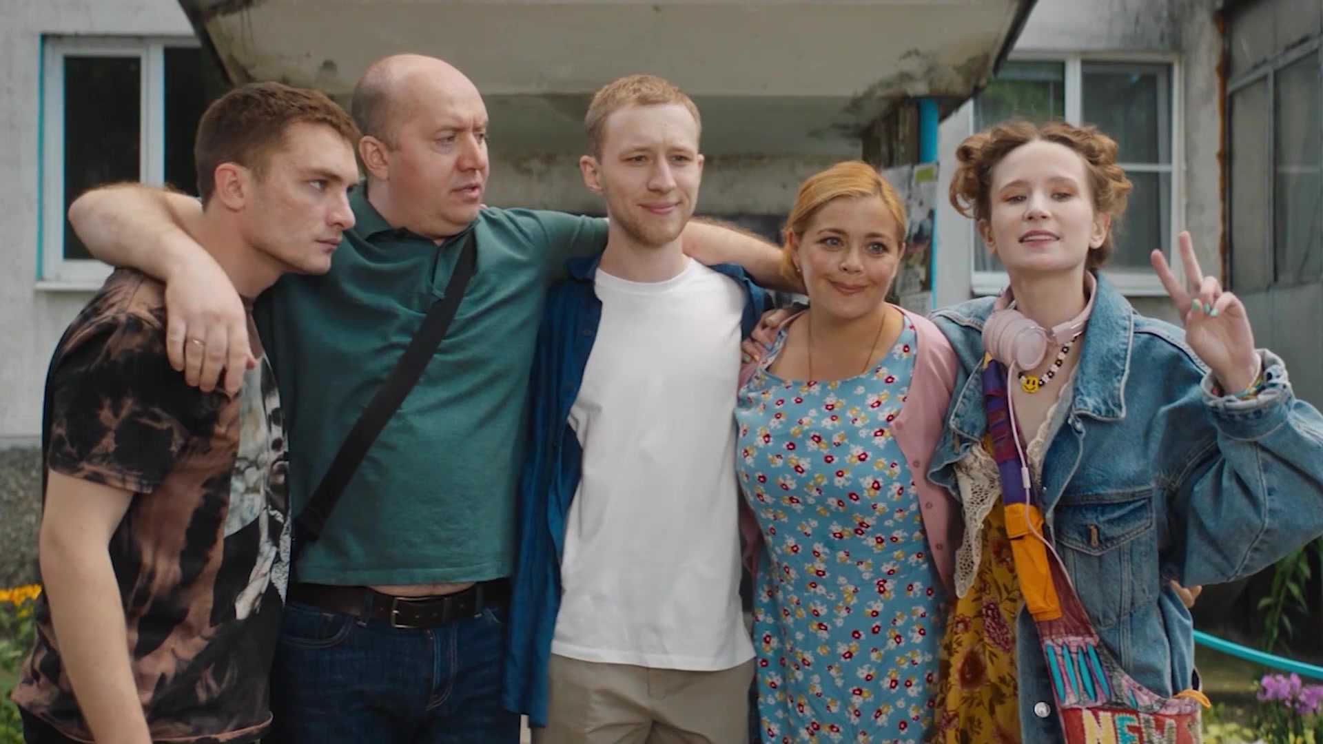 Сериалы тнт 2021: новые русские комедии (список), вышедшие фильмы года, премьеры, которые уже можно посмотреть на телеканале