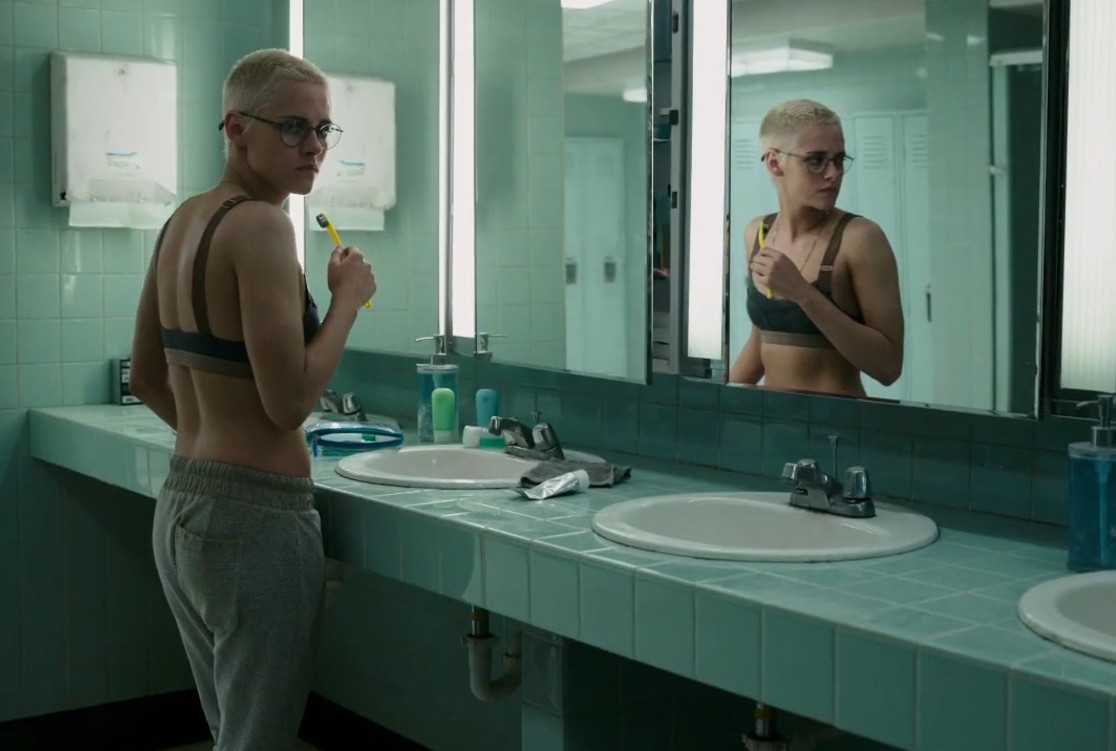 Детально о кинофильме «под водой (2020)»